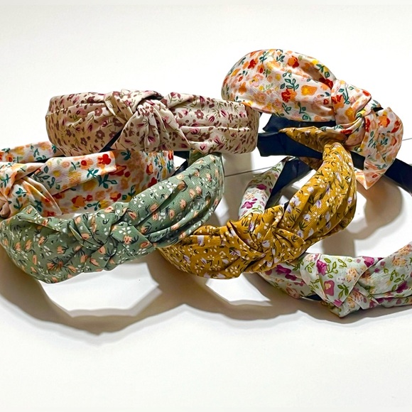 Knotted Headband | GREEN FLORAL | One Piece! NEW!! - Picture 5 of 6